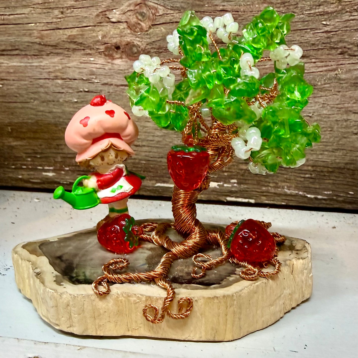 Strawberry Shortcake Wire Tree on Petrified Wood 80’s Vintage