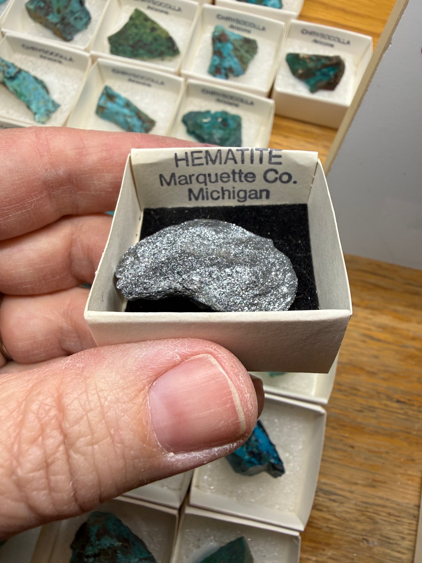 Hematite Crystal Pieces