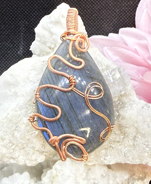 Labradorite Teardrop in Copper with Serpent Overlay Blue Flash Pendant Jewelry Necklace Gift
