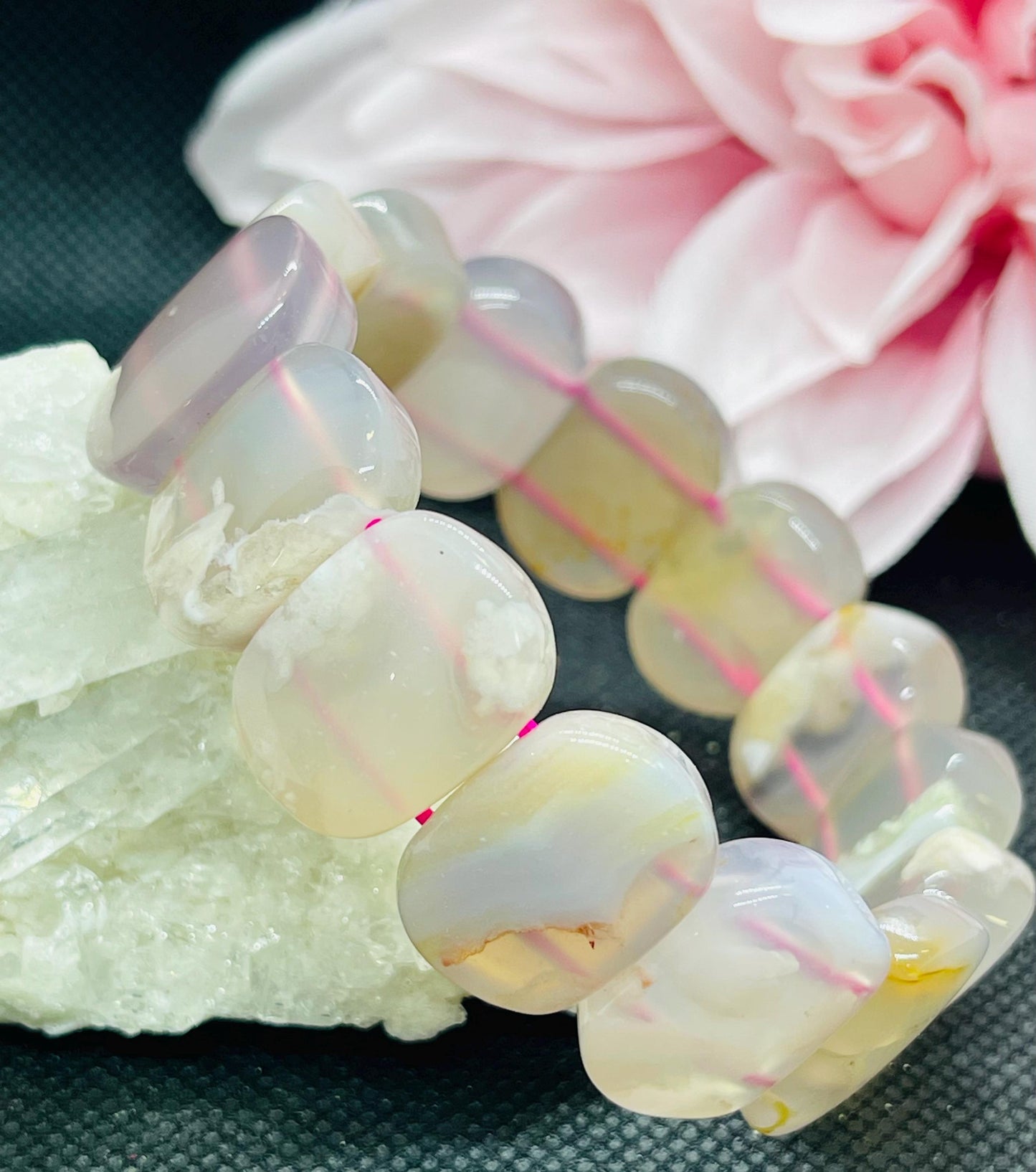 Flower Agate Elastic Bracelet