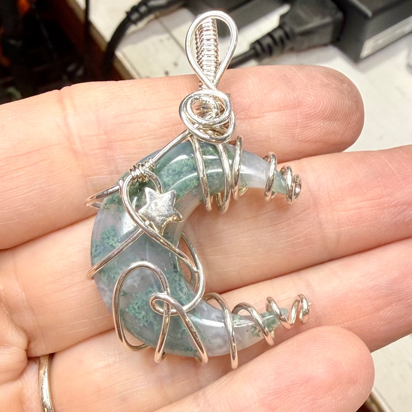 Moss Agate Crescent Moon Sterling Silver Pendant Necklace Jewelry